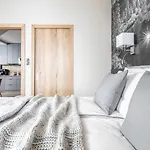 Apartament 16