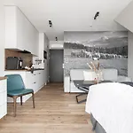 Apartament 16