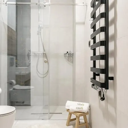 16 Апартаменты