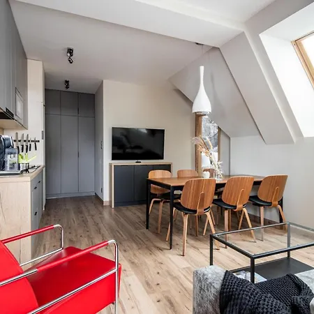 16 Апартаменты