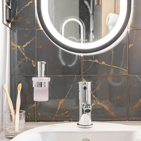 16 * Закопане