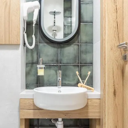 16 Apartmán