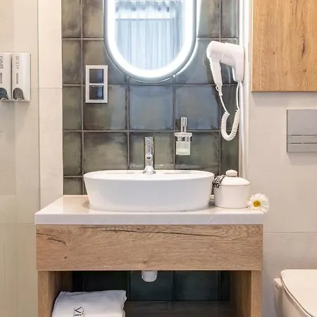 16 Апартаменты